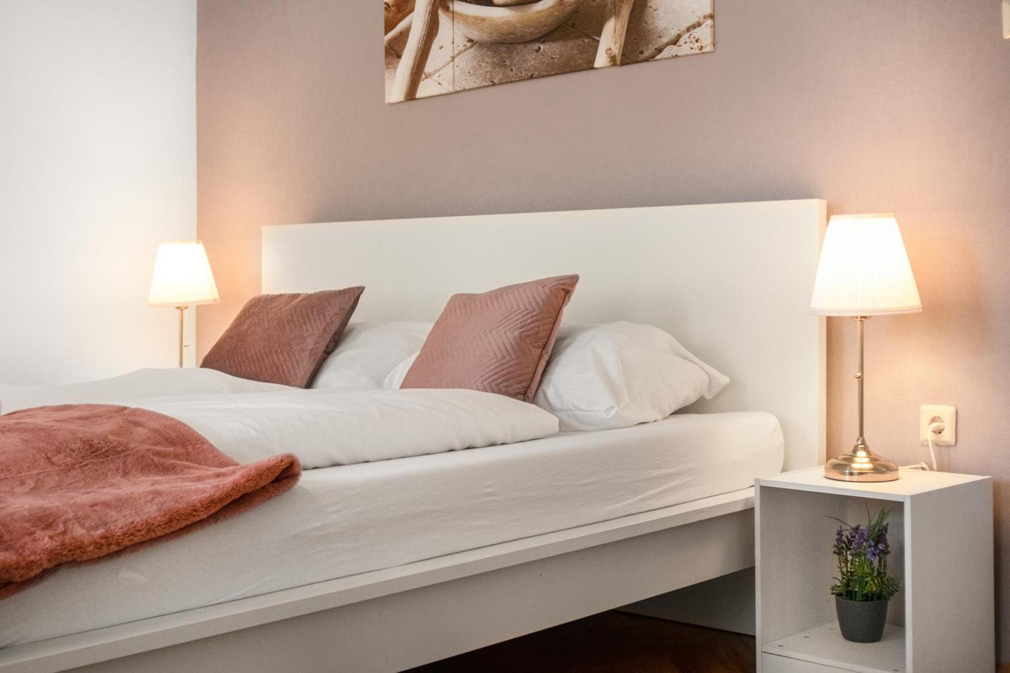 Commodious 3Br Apt. Ideal For Families And Friends Viena Exterior foto