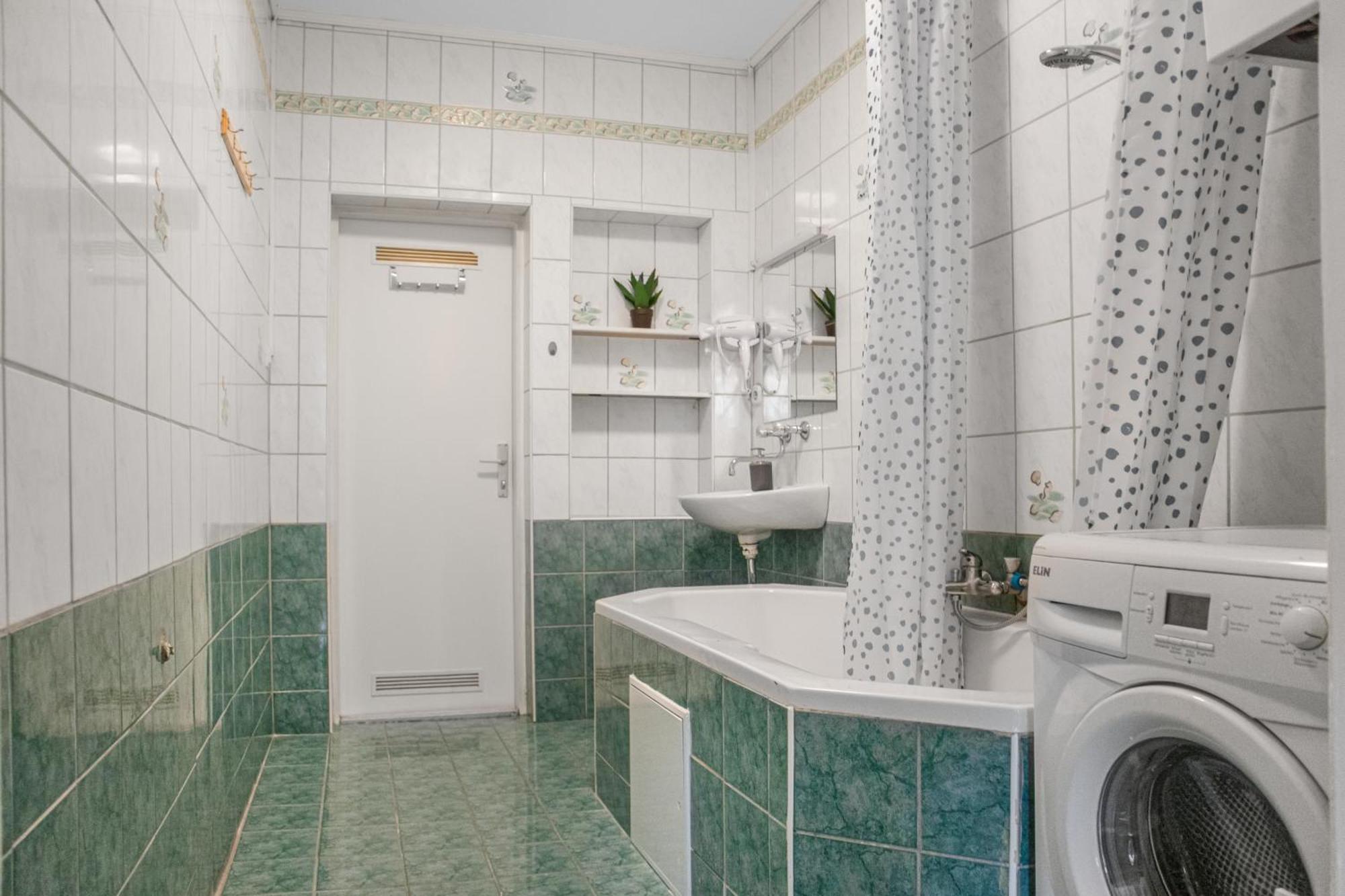 Commodious 3Br Apt. Ideal For Families And Friends Viena Exterior foto